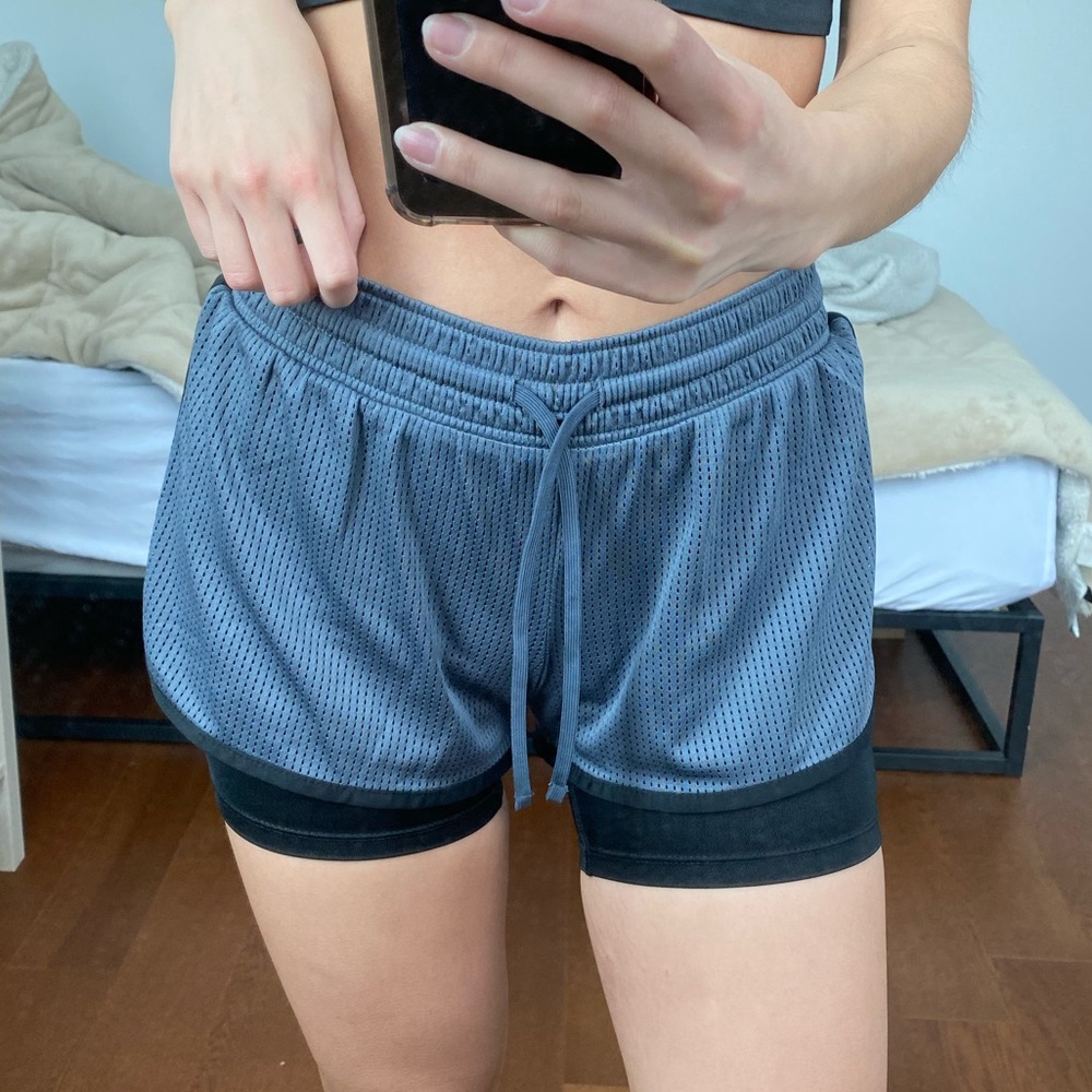 Champion Running Shorts w. tights